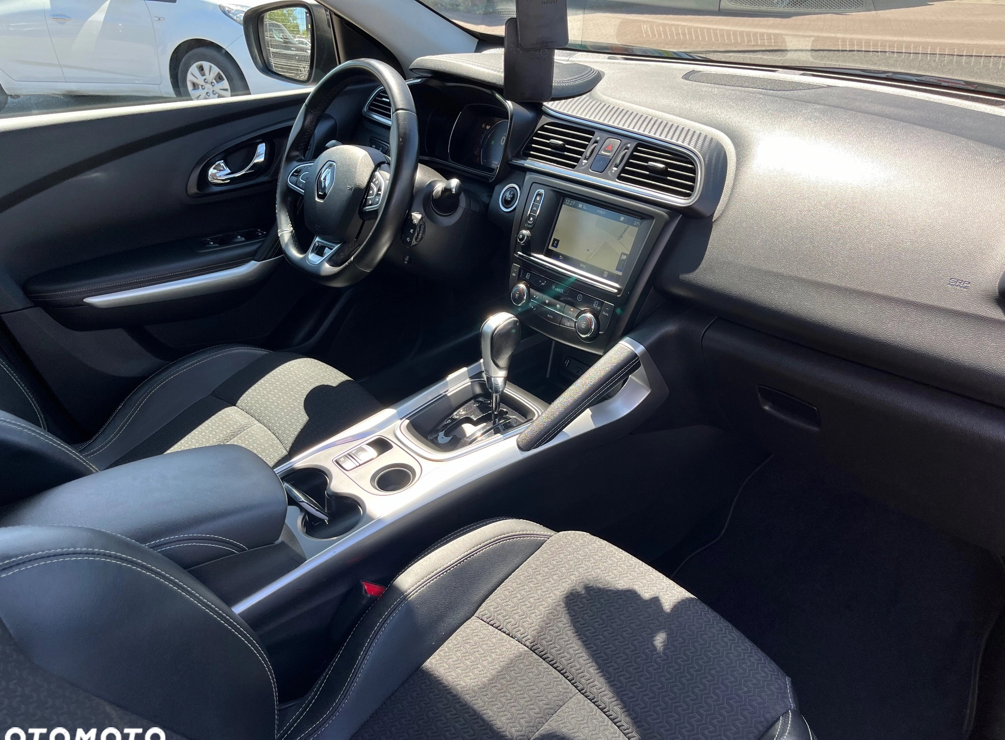 Renault Kadjar cena 62500 przebieg: 164000, rok produkcji 2017 z Skaryszew małe 301